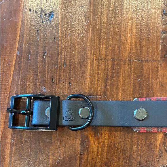 Red and Black Plaid Dog Collar. B5 - Picture 7 of 9
